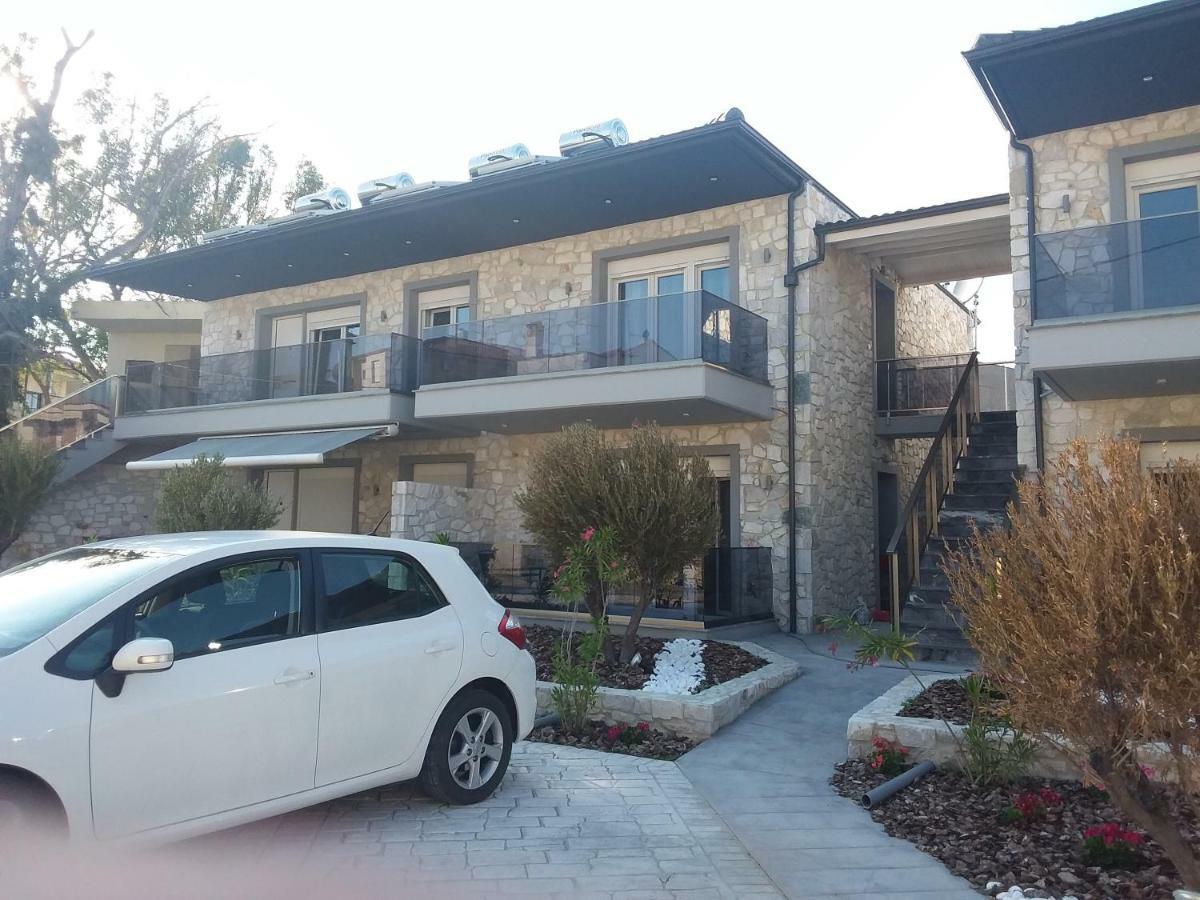 Apartments Hanioti Exterior photo